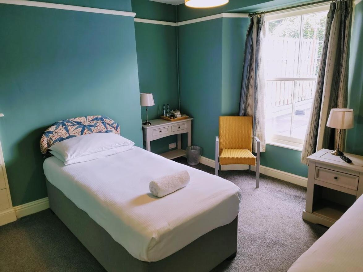 Jacobs Ladder Inn Фалмут Номер фото